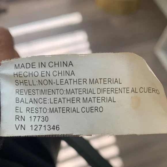 DV by Dolce Vita Black Hobo Bag - Picture 4 of 9